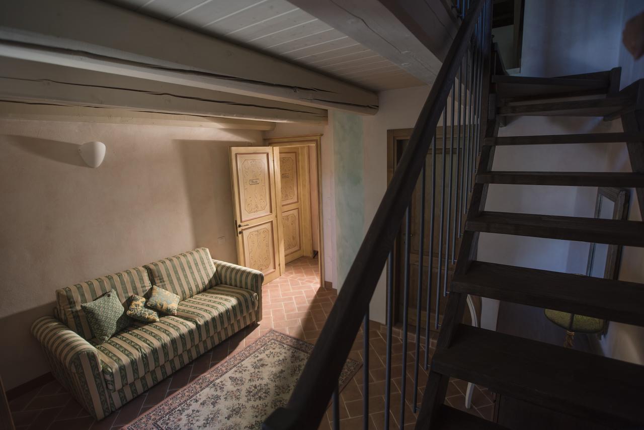 Farm stay Ca' Virginia Wellness Montecalvo in Foglia